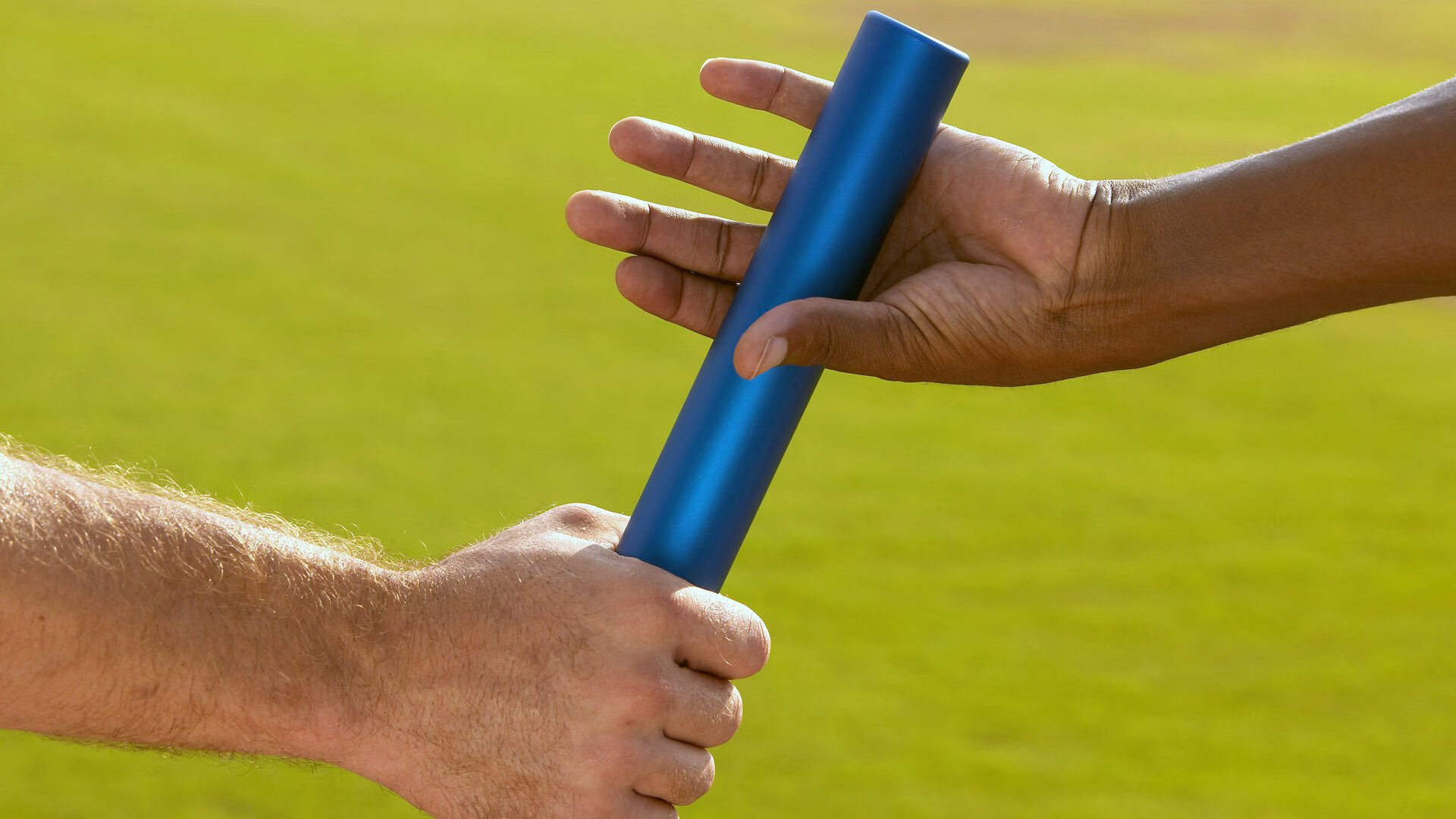 线上线下电竞活动联动，丰富玩家参与形式，线上电竞平台合法吗